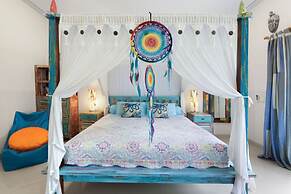 Grace villa 5 minutes walk to the beach