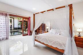 Grace villa 5 minutes walk to the beach