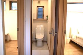 Higashi Shinjuku Modern house