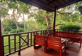 Hong Bin Bungalow Resort