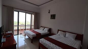 Hong Bin Bungalow Resort