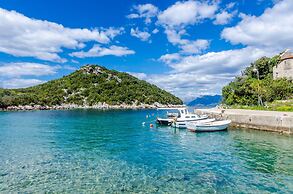 Apartment Bay of Dreams