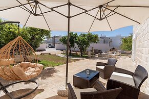 2873 Villa Pussacra by Barbarhouse