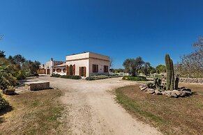 2874 Masseria Marchese by Perle di Puglia