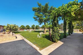 2874 Masseria Marchese by Perle di Puglia