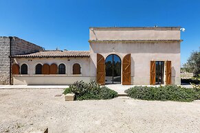 2874 Masseria Marchese by Perle di Puglia