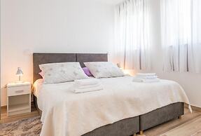 Apartment Luce Royal