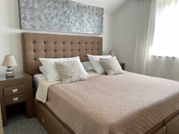 Apartment Simply The Best