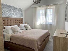 Apartment Simply The Best