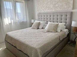 Apartment Simply The Best