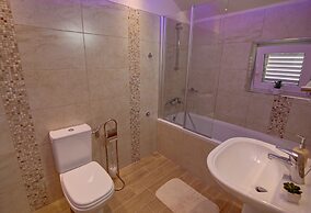 Apartment Simply The Best