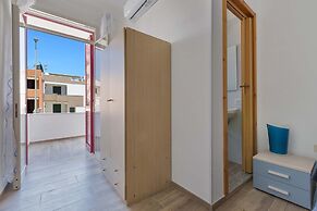 2466 Sunnyside Piano Terra by Barbarhouse