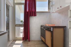 2466 Sunnyside Piano Terra by Barbarhouse