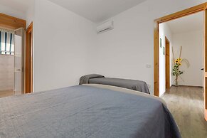 2466 Sunnyside Piano Terra by Barbarhouse