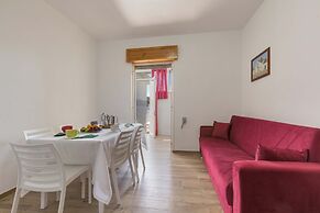 2466 Sunnyside Piano Terra by Barbarhouse