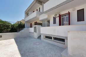 2466 Sunnyside Piano Terra by Barbarhouse