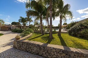 2702 Villa Nicrys by Perle di Puglia