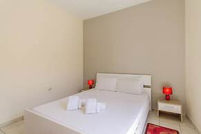 Well Located Townhouse & Courtyard Kalka