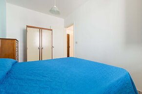 1952 Villetta Milos - Primo Piano by Barbarhouse