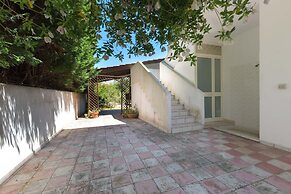 1952 Villetta Milos - Primo Piano by Barbarhouse