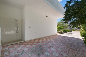 1952 Villetta Milos - Primo Piano by Barbarhouse