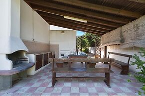 1952 Villetta Milos - Primo Piano by Barbarhouse