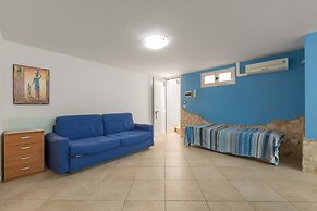 2703 Villino Mare Blu by Barbarhouse