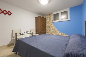 2703 Villino Mare Blu by Barbarhouse