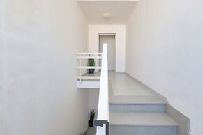 2465 Sunnyside Primo Piano by Barbarhouse