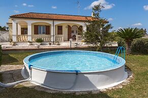 2758 Villa Ester by Barbarhouse