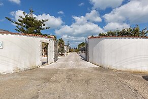 2758 Villa Ester by Barbarhouse