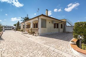 2758 Villa Ester by Barbarhouse