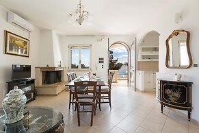 2758 Villa Ester by Barbarhouse