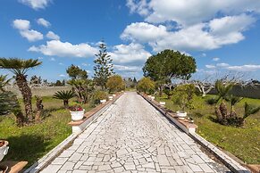 2758 Villa Ester by Barbarhouse