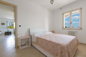 2758 Villa Ester by Barbarhouse