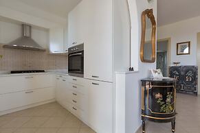 2758 Villa Ester by Barbarhouse