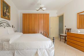 2758 Villa Ester by Barbarhouse