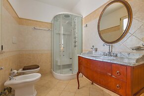 2758 Villa Ester by Barbarhouse