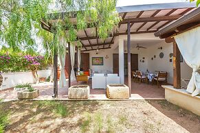 3017 Villino Pepe Rosa by Barbarhouse