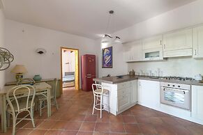 3017 Villino Pepe Rosa by Barbarhouse