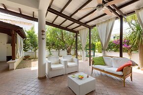 3017 Villino Pepe Rosa by Barbarhouse