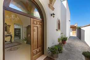 2498 Villa Raffaella by Barbarhouse