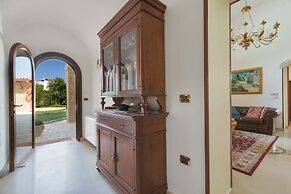 2498 Villa Raffaella by Barbarhouse