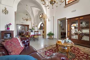 2498 Villa Raffaella by Barbarhouse