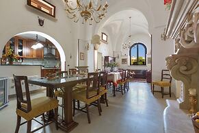 2498 Villa Raffaella by Barbarhouse