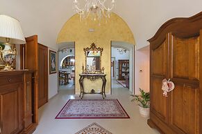 2498 Villa Raffaella by Barbarhouse