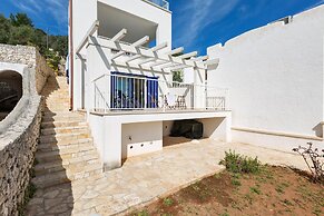 2911 Villa Maria by Barbarhouse