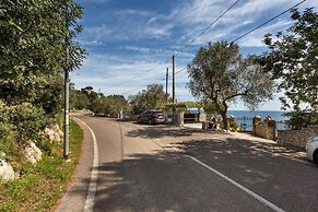 2911 Villa Maria by Barbarhouse