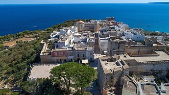 2214 Villetta Enea - Mono 1 by Barbarhouse