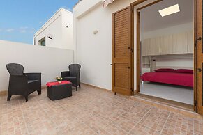 2214 Villetta Enea - Mono 1 by Barbarhouse